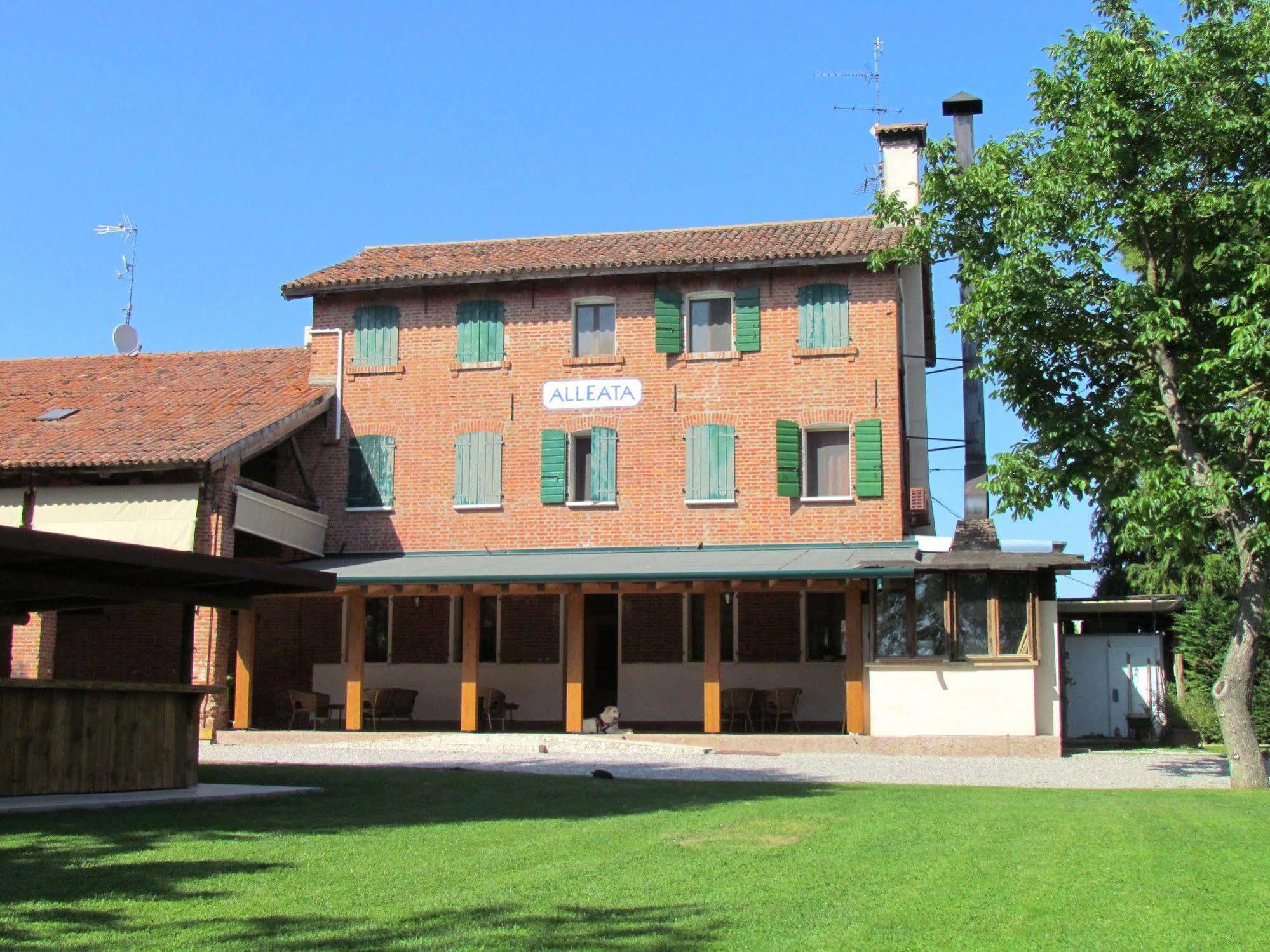Agriturismo Ca' Alleata Caorle Eksteriør billede